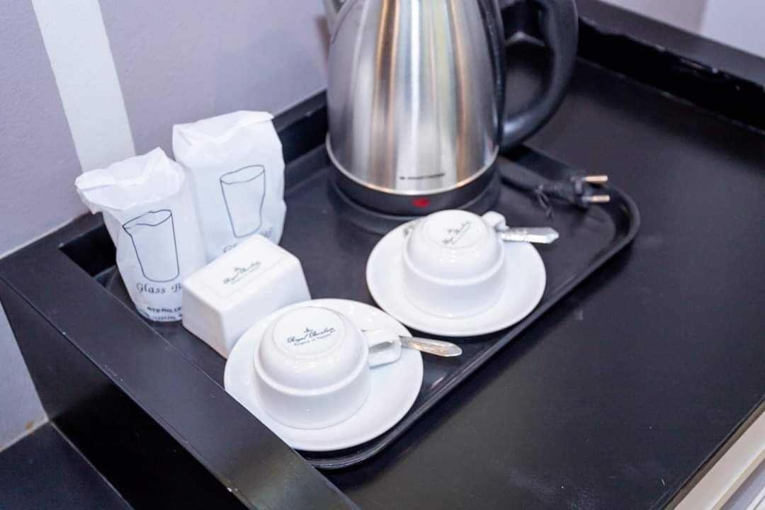 Capital O 75514 Vasidtee City Hotel Suphan Buri Εξωτερικό φωτογραφία