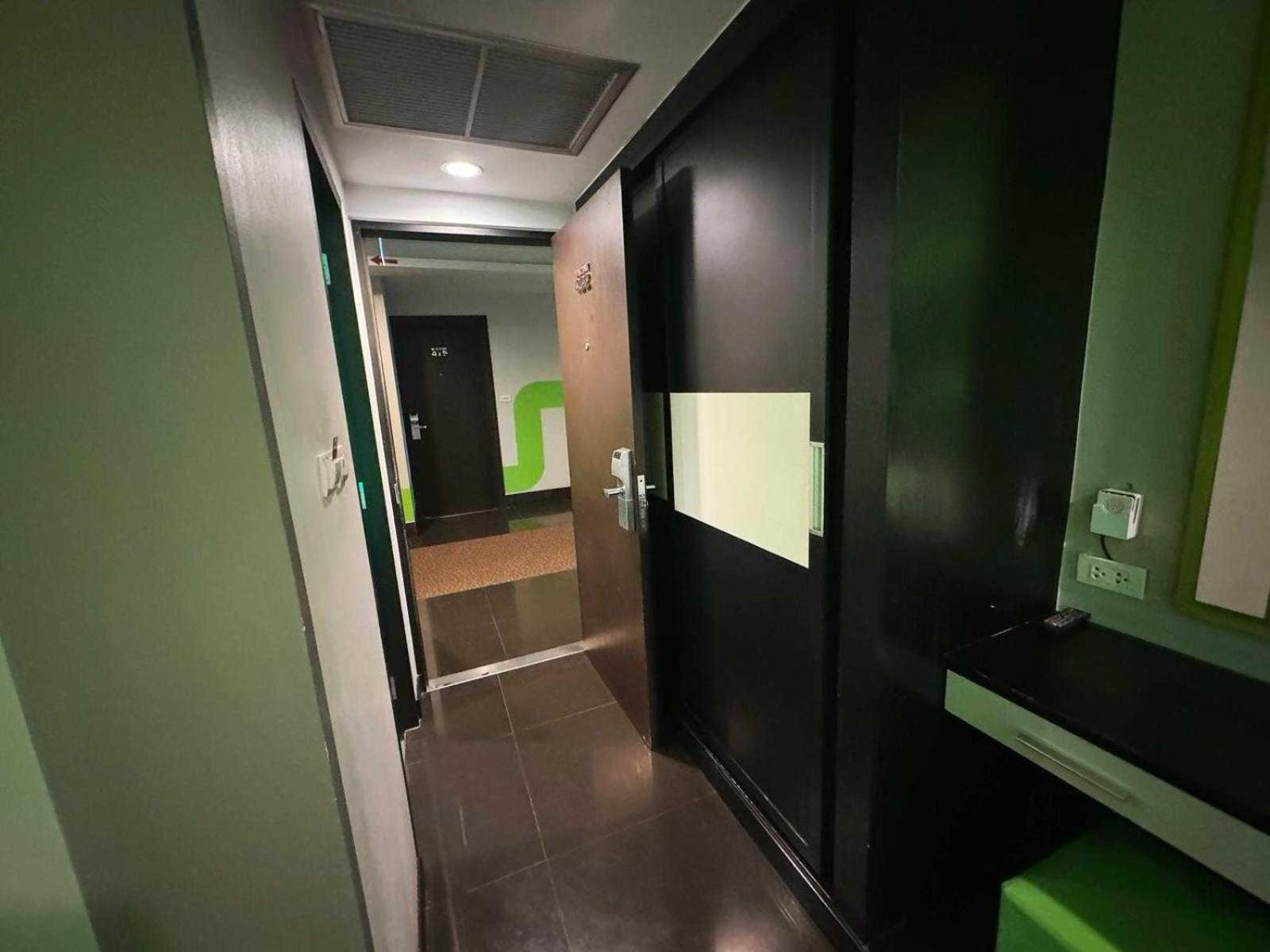 Capital O 75514 Vasidtee City Hotel Suphan Buri Εξωτερικό φωτογραφία