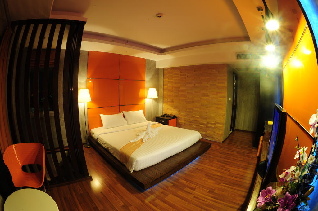 Capital O 75514 Vasidtee City Hotel Suphan Buri Εξωτερικό φωτογραφία